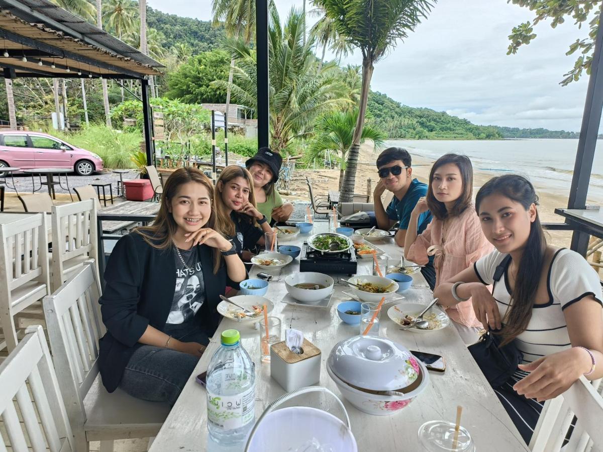 Hotel Nangkam Boutique Donsak Ban Pheng Krong Exterior foto