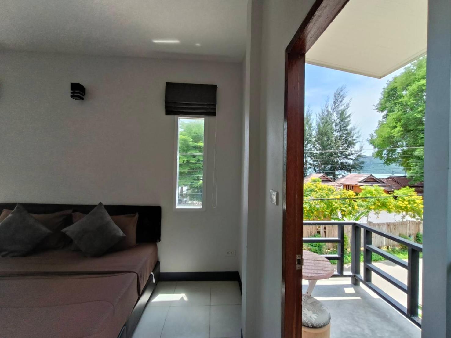 Hotel Nangkam Boutique Donsak Ban Pheng Krong Exterior foto